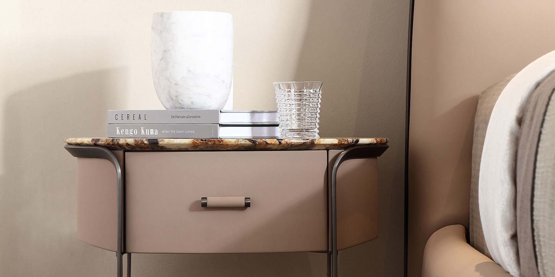 1DA Nightstand