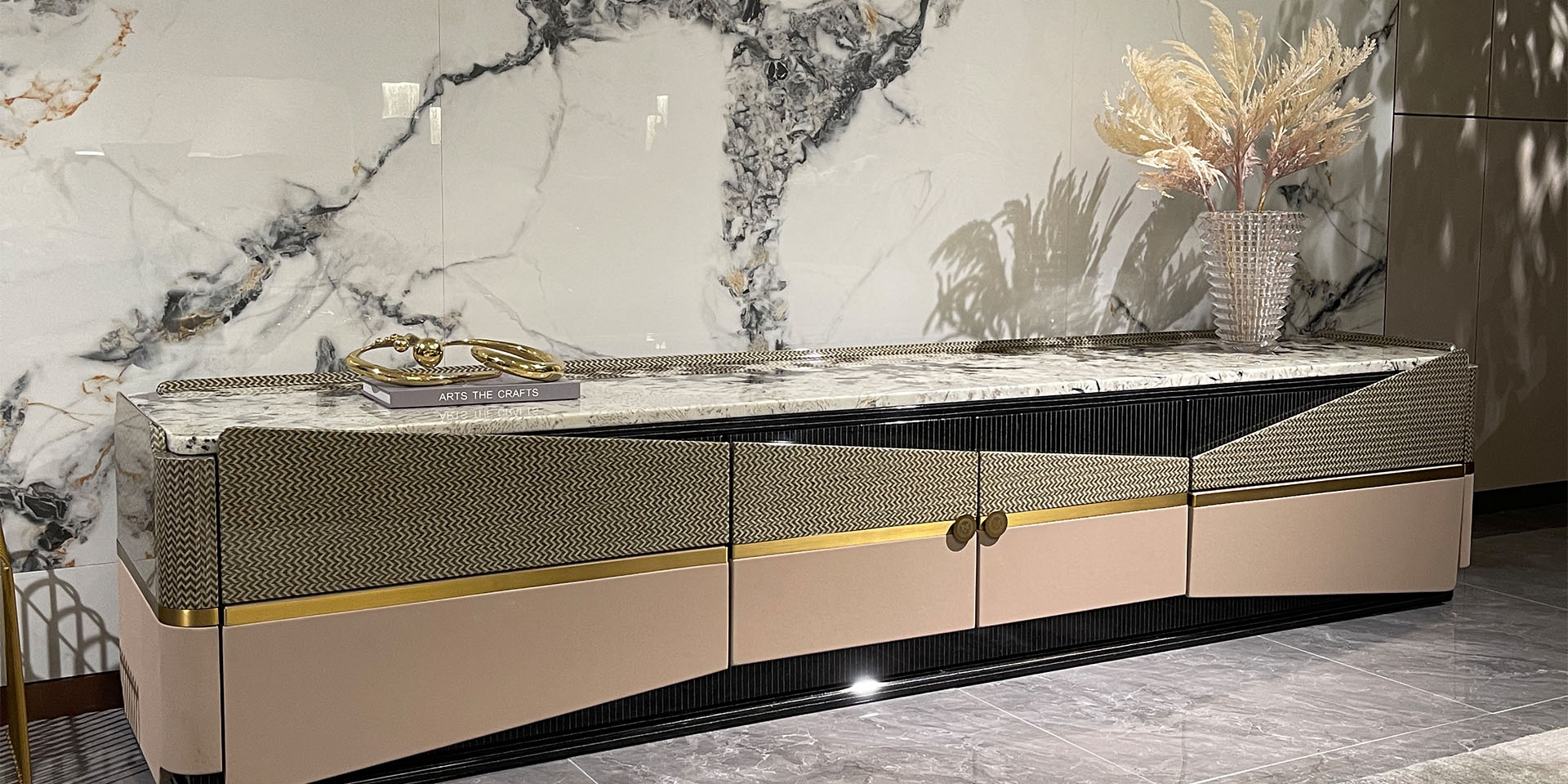 18A TV Console