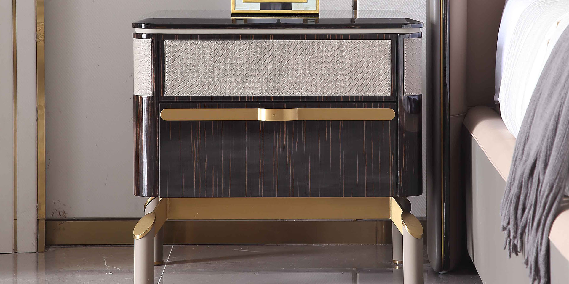 3A Nightstand